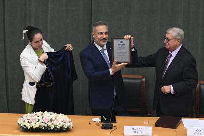 Bakan Fidan'a Moskova Devlet Uluslararası İlişkiler Enstitüsünden 'fahri doktora' ünvanı