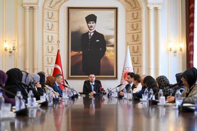 Bakan Gürlek: Toplumda en büyük sorun gençlerin uyuşturucuya bulaşması