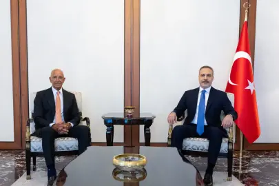 Dışişleri Bakanı Fidan, ABD Büyükelçisi Barrack ile görüştü