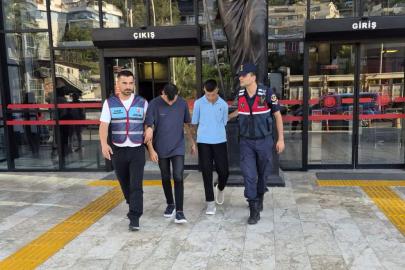 Hırsızlık şüphelileri tutuklandı