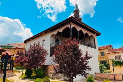 Tek bir çivi bile kullanılmadan yapıldı. 250 yıldır sapasağlam ayakta duruyor