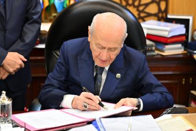 Bahçeli'den çerçeve yasa açıklaması: Bin yıllık kardeşliğimiz tescillendi