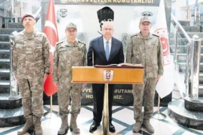 ‘Bordo Bereliler destan yazdı’