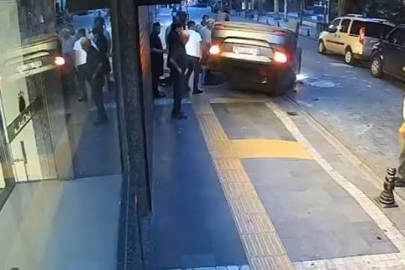 Feci kaza anı: Araçtan güçlükle çıktı
