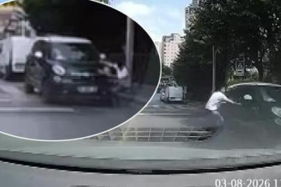 İstanbul'da kayan otomobili eliyle durdurdu! Şaşkına çeviren anlar kamerada