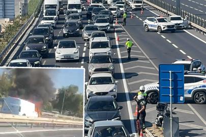 İstanbul'da sahil yolunda yangın. Avrasya Tüneli yönü kapandı