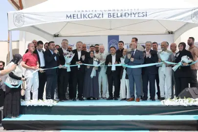 Kayseri Melikgazi'de Hayrat Camii faaliyete açıldı