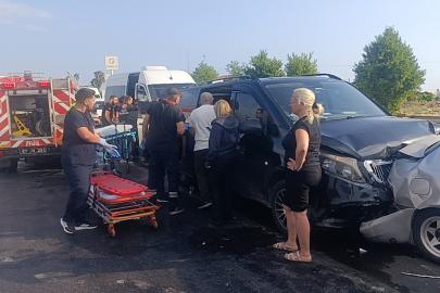 Manavgat’ta 6 araç zincirleme kazaya karıştı; 17 yaralı