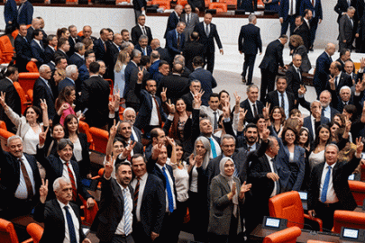Terörsüz Türkiye yasası TBMM'den geçti! Şimdi ne olacak? İşte Genel Kurul'daki oylama tablosu