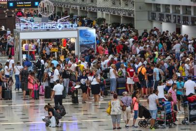 Antalya Havalimanı'nda ağustosta 5,8 milyon yolcu trafiği