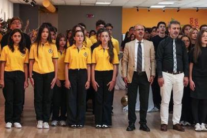 Demirören Medya Lisesi’nde ilk ders zili çaldı! Türkiye'nin ilk lise yapay zeka bölümü